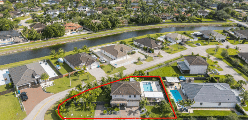 House for Sale in Miami, Florida
